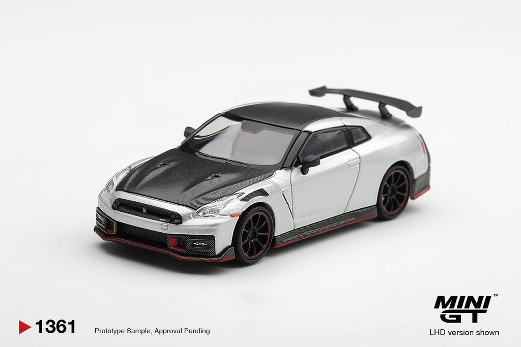 Mini GT NISSAN GT-R NISMO 2024 SILVER #1361 - Pre-Order