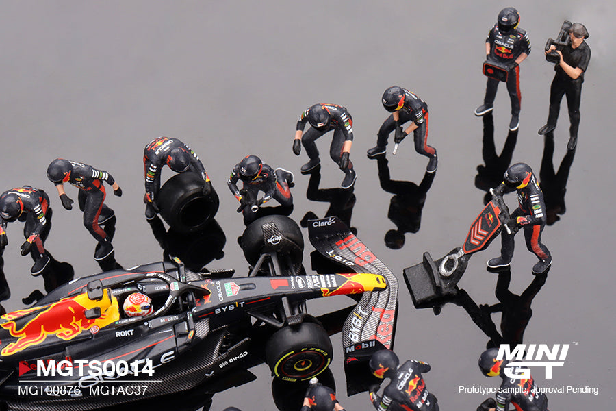 Mini GT RED BULL RACING RB19 #1 MAX VERSTAPPEN 2023 F1 2023 JAPANESE GRAND PRIX PIT CREW SET