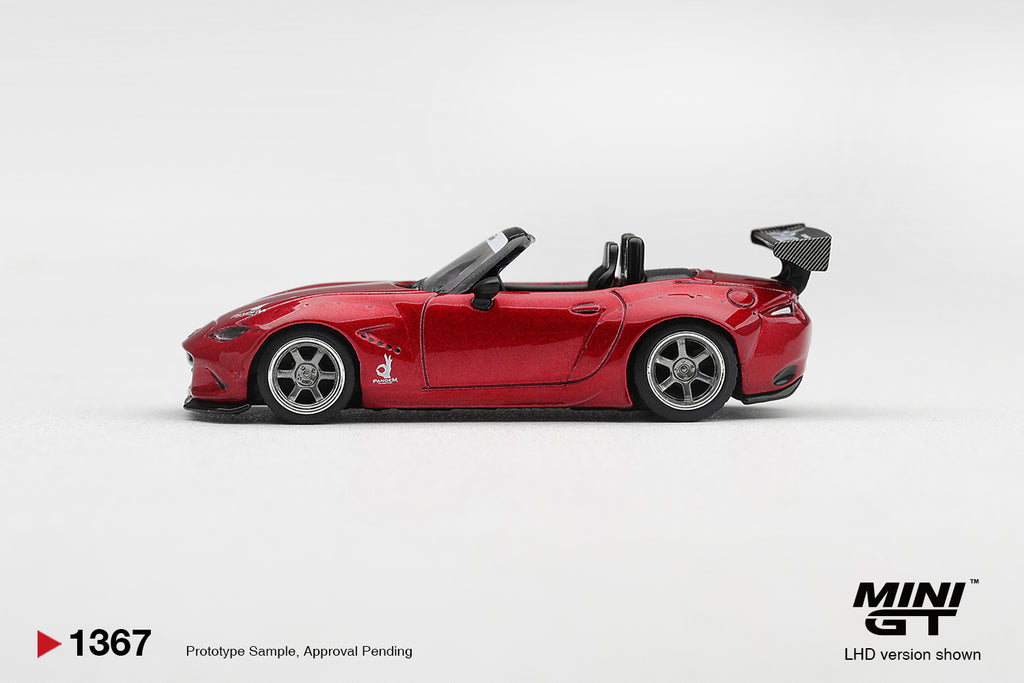 Mini GT MAZDA MIATA MX-5 (ND) PANDEM KODO RED #1367 - Pre-Order