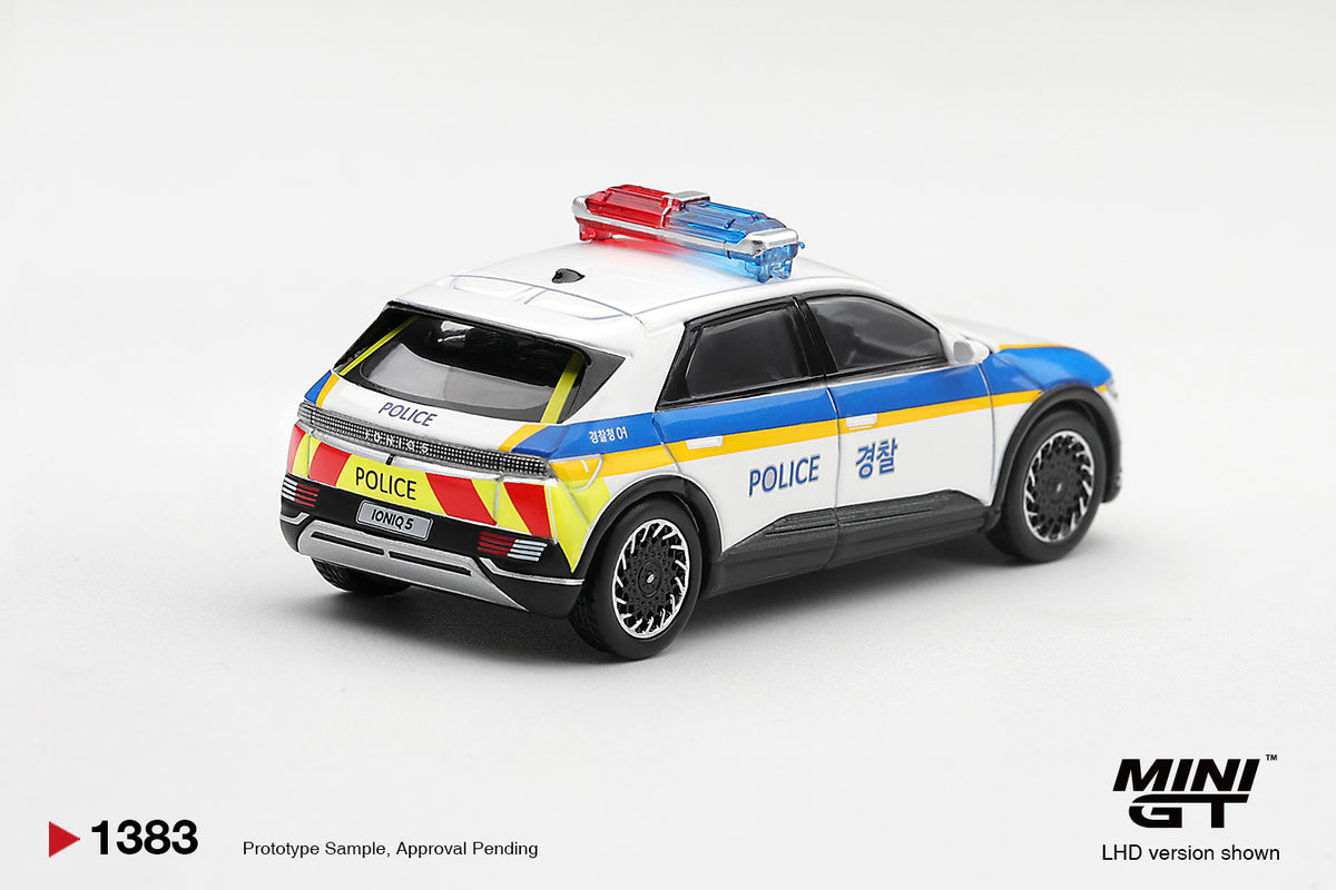 Mini GT HYUNDAI IONIQ 5 POLICE CAR #1383 - Pre-Order