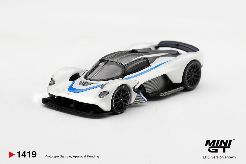 Mini GT ASTON MARTIN VALKYRIE ESCAPING WHITE #1419 - Pre-Order