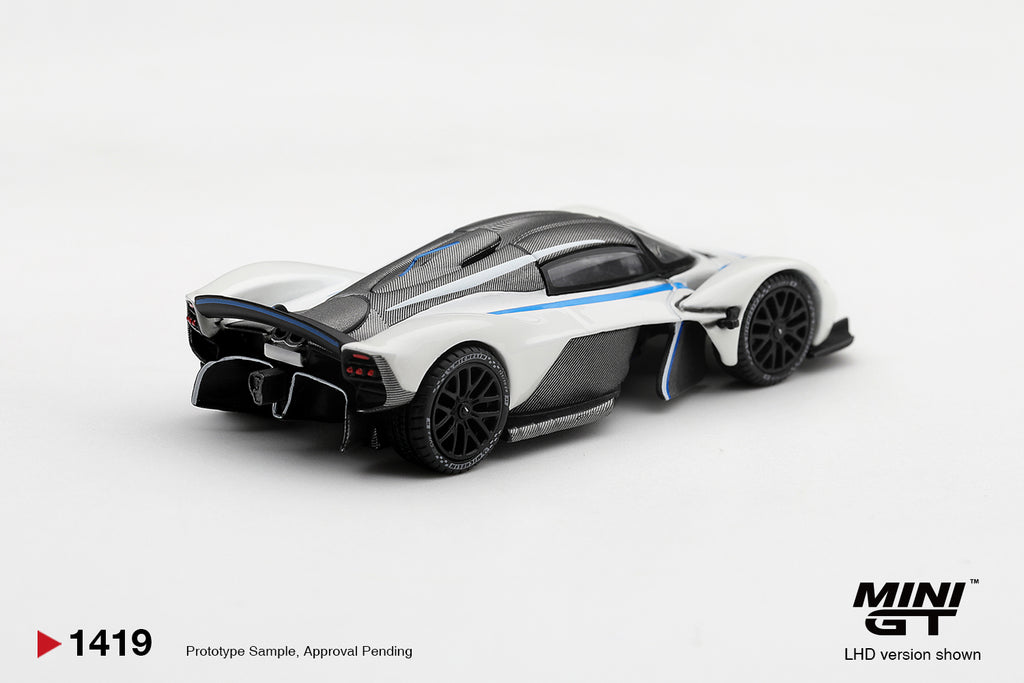 Mini GT ASTON MARTIN VALKYRIE ESCAPING WHITE #1419 - Pre-Order
