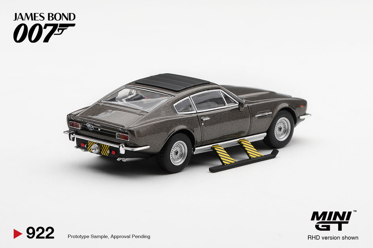 Mini GT Aston Martin V8 Vantage The Living Daylights weapons on  #922 - Pre-Order