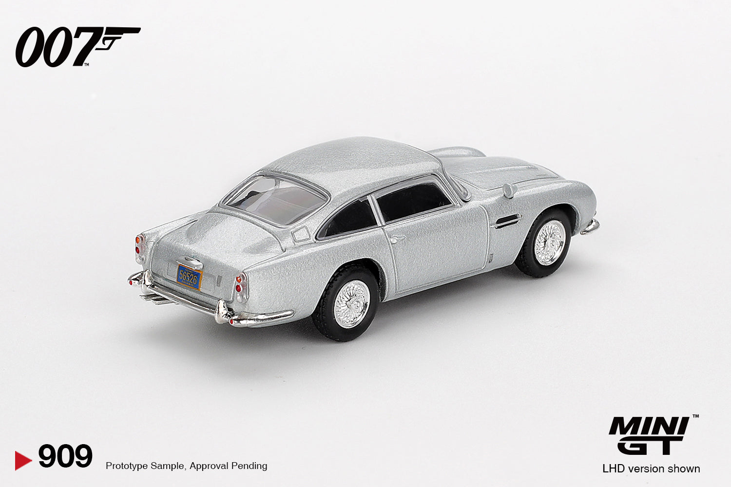 Mini GT Aston Martin DB5 “Casino Royale” #909 (BLISTER)