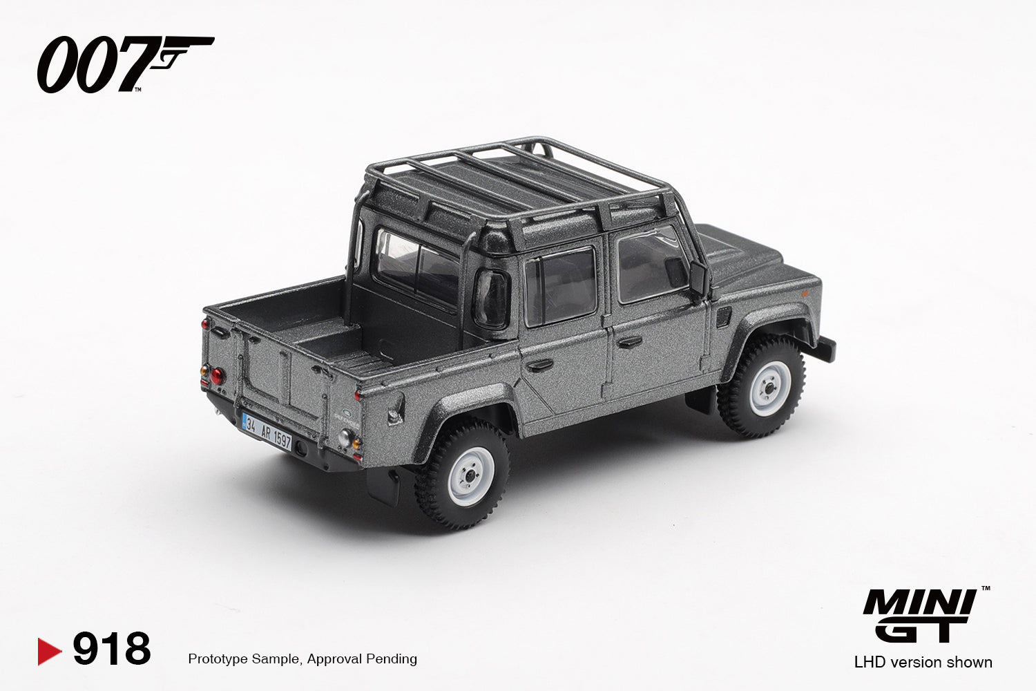 (Pre-Order) Mini GT LAND ROVER DEFENDER 110 CREW CAB “SKYFALL” #918 (BLISTER)