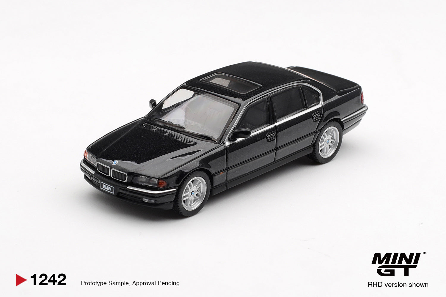 (Pre-Order) Mini GT BMW 750IL BLACK SAPPHIRE #1242 (BOX)