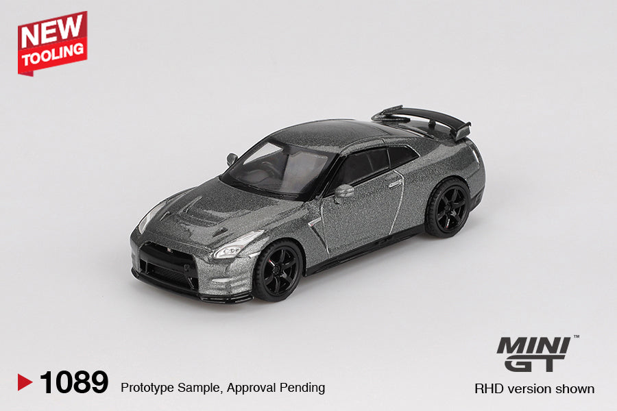 Mini GT NISSAN GT-R 2013 Dark Metal Gray (NISMO R35 CRS Version) # 1089