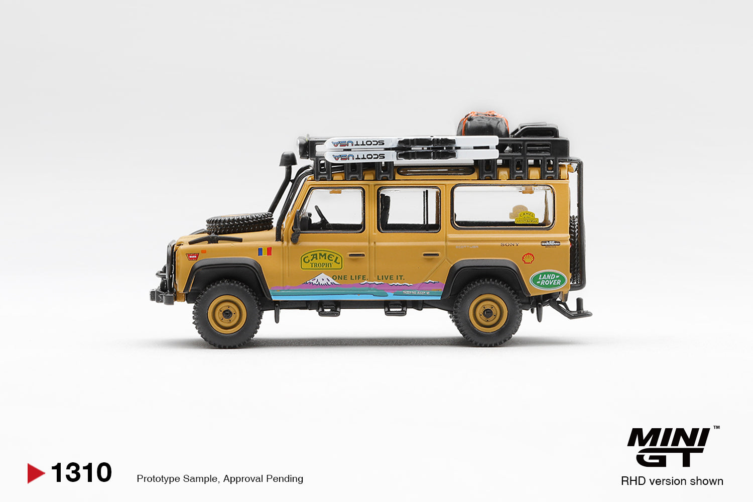 (Pre-Order) Mini GT LAND ROVER DEFENDER 110 1998 CAMEL TROPHY TIERRA DEL FUEGO CT #1310 (BOX)