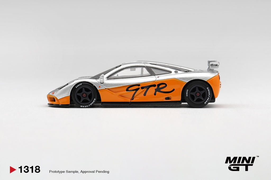 (Pre-Order) Mini GT MCLAREN F1 GTR 1995 PRESENTATION #1318 (BOX)