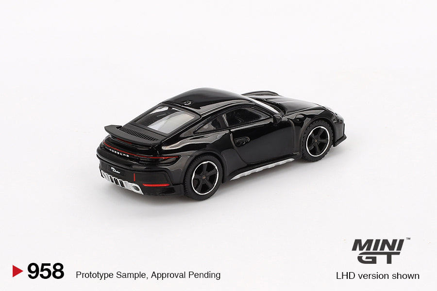 Mini GT Porsche 911 Dakar Black #958